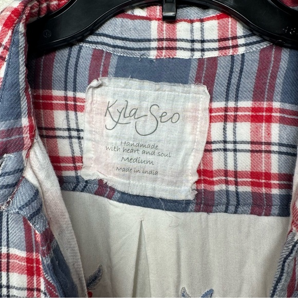 KYLA SEO Embroidered Floral Back Blue Red Plaid Front Button Down Medium - Picture 2 of 9